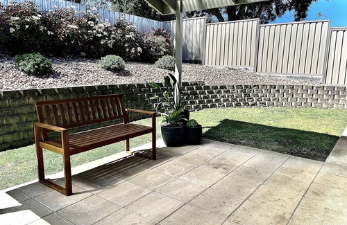 Mount Gambier House | Inviting 2 Bedroom Unit Near Amenities for All Travelers