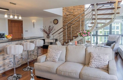 Kilimani Apartment | Modern 2-Bedroom Duplex Apartment with Free Parking