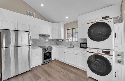 Canyon Gate House | Modern 2-Bedroom Retreat with Pool & Pet-Friendly Perks