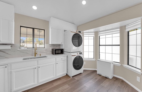 Canyon Gate House | Modern 2-Bedroom Retreat with Pool & Pet-Friendly Perks