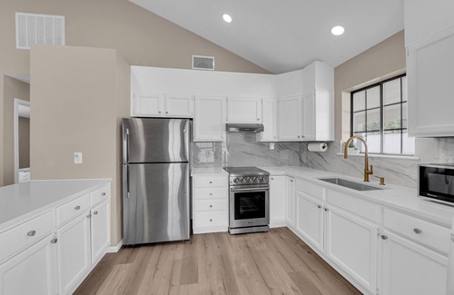 Canyon Gate House | Modern 2-Bedroom Retreat with Pool & Pet-Friendly Perks