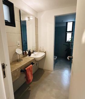 Asuncion Apartment | Modern 265m2 Flat BBQ Pool Gym