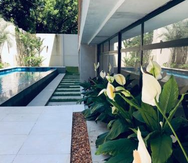 Asuncion Apartment | Modern 265m2 Flat BBQ Pool Gym
