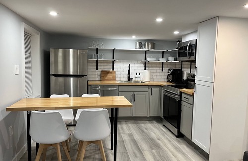 Silver Spring House | Modern 2BD Getaway with Free Parking & Breakfast