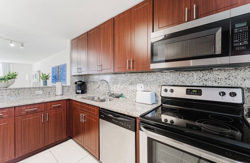 Boca Raton Apartment | Modern 2BR/2BA with Balcony- Directly Across from the Beach