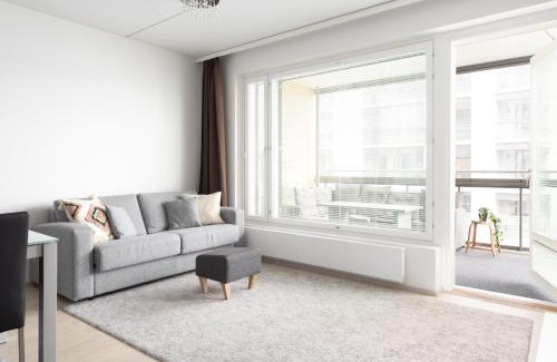 Tapiola Apartment | Modern 2BR apartment W 2 balconies, Metro, Helsinki 15min