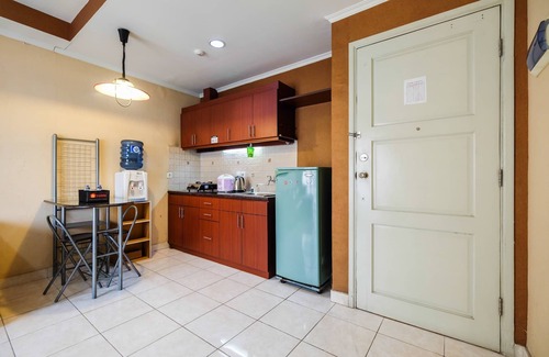 Kelapa Gading Barat Apartment | Modern 2BR Apartment with Pool near MOI - Ideal for Families