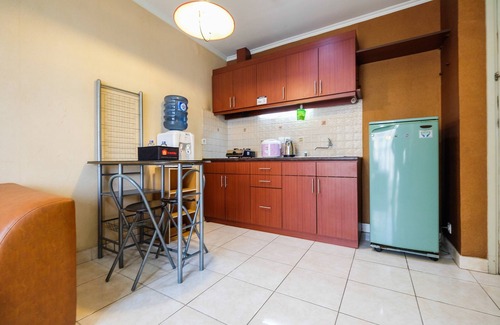 Kelapa Gading Barat Apartment | Modern 2BR Apartment with Pool near MOI - Ideal for Families