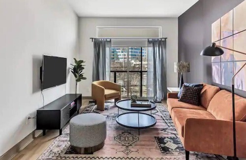 Deep Ellum Apartment | Modern 2BR CozySuites w/ pool, gym, parking! #08