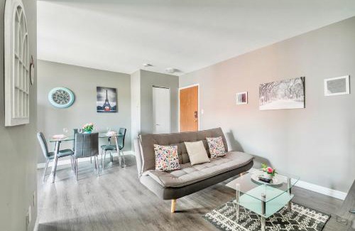 Hamilton Apartment | Modern 2BR Apartment with King Bed in Prime Location