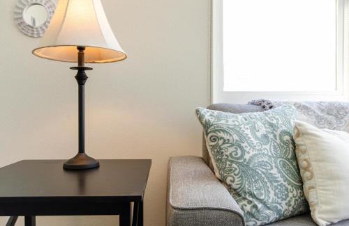 East Village Apartment | Modern 2BR Near Petco Park & Convention Center