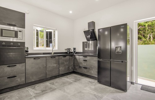 Grote Berg Apartment | Stylish 3-Bed Apartment in Papaya Resort Curacao