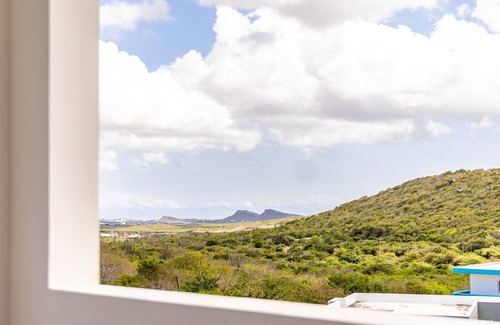 Grote Berg Apartment | Stylish 3-Bed Apartment in Papaya Resort Curacao