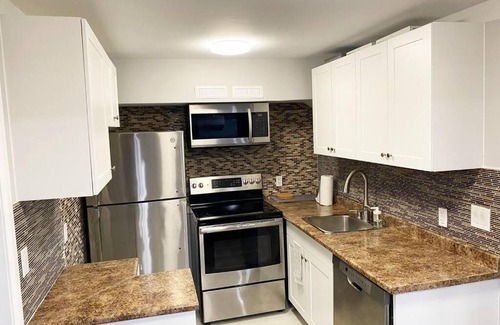 Lower Sackville House | Pet Friendly 3 Bedroom Home - Family Haven with Free Parking