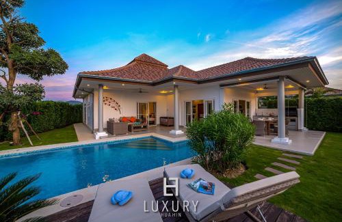 Hua Hin Villa | Stylish 3 Bedroom Villa with Private Pool for Families