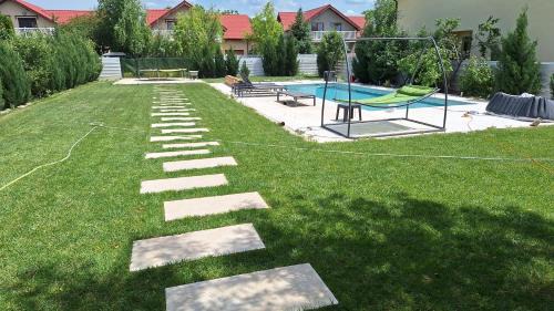 Popesti-Leordeni Villa | Stylish 3-Bedroom House with Private Pool & Ocean View