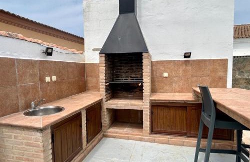 Chiclana de la Frontera House | Modern 3-Bedroom Villa with Private Pool & BBQ