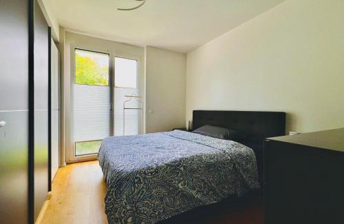 Am Pragfriedhof Apartment | Modern 3-Room Apartment in Stuttgart City Area