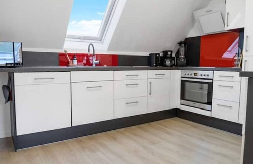 Lochtrop Apartment | Stylish 3-Room Loft Near Eslohe Hennesee – Guest Rated 10/10