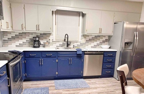 Decatur House | Decatur Dream: Chic Home with Pool Table & Family Amenities