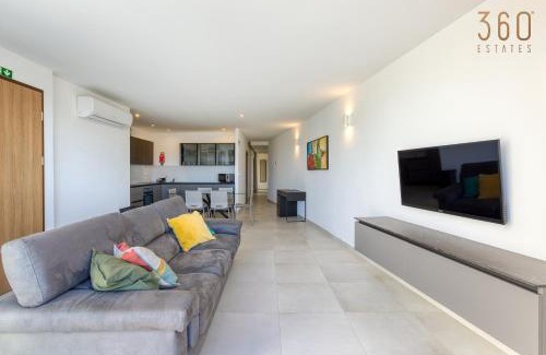 Pieta Apartment | Contemporary 3BR Home with Marina View in Pieta