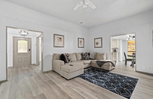 Allen House | Stylish 4 BR Retreat in Frisco with Game Room & Pet-Friendly