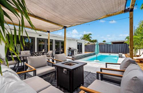 Imperial Point Apartment | Exceptional Family Pool House Steps from Lauderdale Beach