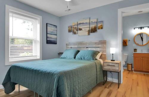 Bloomington House | Stylish 4BR Home in Bloomington with Pool & Pet Friendly