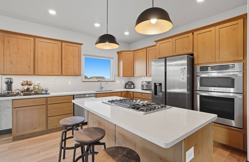 Rapid City House | Modern 4BR Near Hospitals & Downtown - Gateway to Black Hills & Rushmore