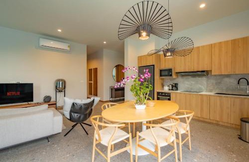 Choeng Thale Villa | Elegant 4BR Villa with Private Pool in Bangtao Oasis