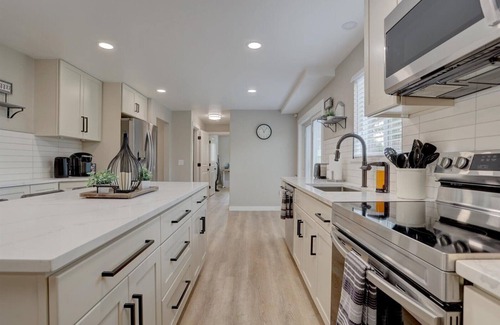 Littleton House | Stylish 5 BR Retreat with Game Room and Kid's Playhouse