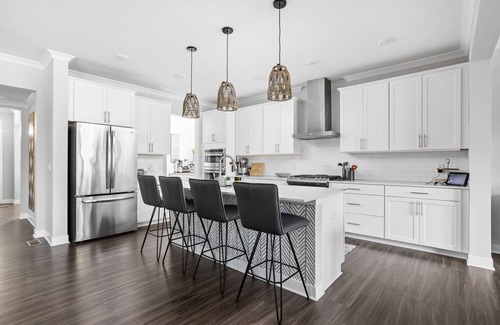 Zionsville House | Modern 5 BR Luxury Home, Cul-de-sac, Hot Tub, Ping Pong!