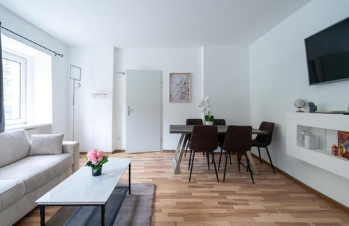 Kaltenleutgeben Apartment | Modern 55m2 Apartment Near Vienna - Ideal for Work, Leisure and Relaxation in Nature