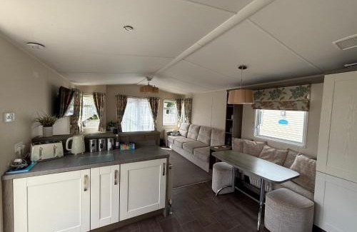 Hunstanton House | Modern 6 birth caravan Hunstanton Norfolk
