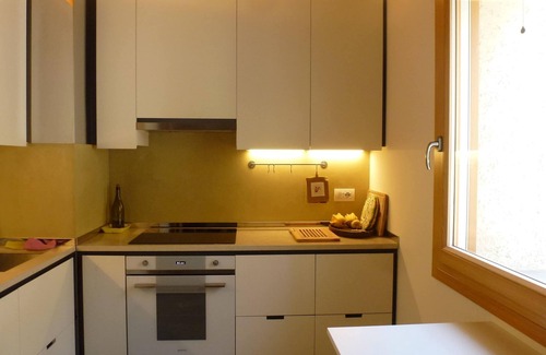 Volpago del Montello House | Newly Renovated Retreat with Garden, Wifi & Perfect Reviews