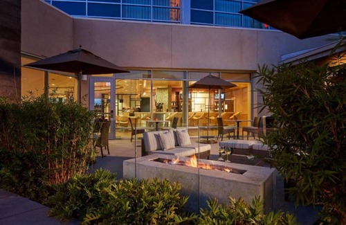 North San Jose House | Modern accommodations in the high tech hub of Silicon Valley