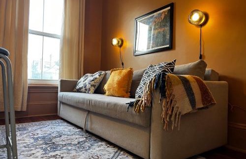 South End Apartment | Exceptional 4-Bdrm Retreat with Modern Amenities & Charm