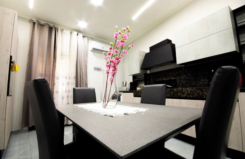 Naples Apartment | Modern Air-Conditioned Hotel with Family and Pet Amenities