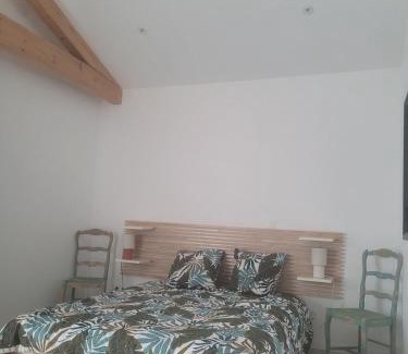 Ecotay-l'Olme Villa | Modern and authentic house