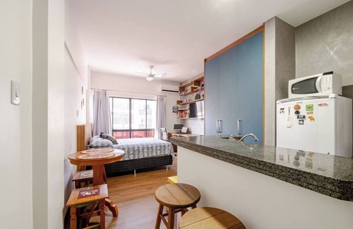 Pituba Apartment | Beachfront Studio Retreat in Salvador, Bahia for Families
