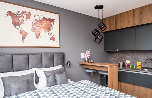 Old Town Apartment | Stylish Duplex on Main Street with Family-Friendly Amenities