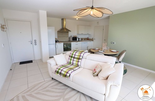 Saint-Cyprien Apartment | Modern and bright apartment 5 minutes from the beaches