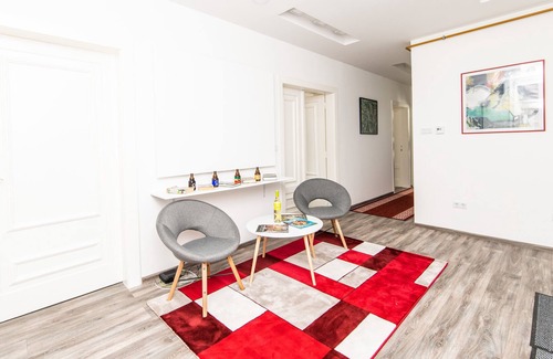 Old Town Apartment | Bright Studio in Main Pedestrian Zone - Pet Friendly Stay