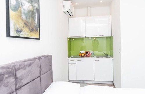 Old Town Apartment | Bright Studio in the Heart of the City Center!