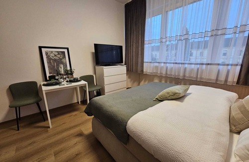 Wels Apartment | Stylish Central Apartment with Breakfast and Family Amenities