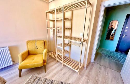 Kars Apartment | Modern and Chic Downtown House