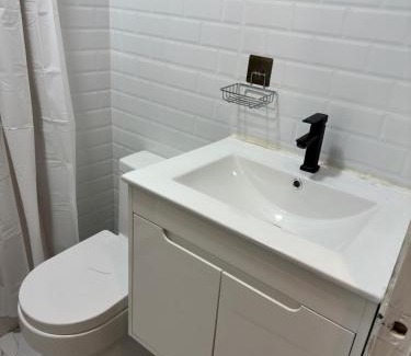 La Campina Apartment | Modern and complete 90m2 apartment with free private garage