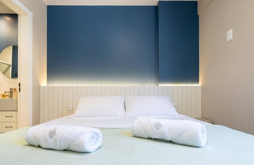 Itapua Apartment | Cozy Apartment at Itapoã Beach with Breakfast & Family-Friendly Amenities