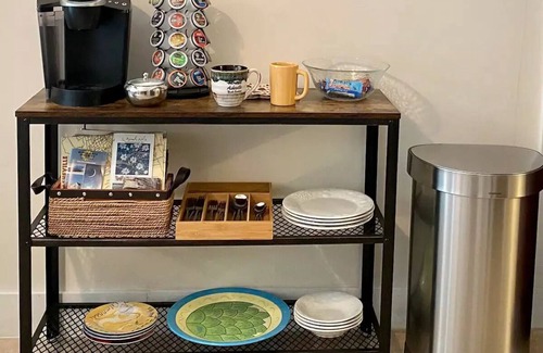 Candler Apartment | Cozy Mountain Retreat: Pet Friendly Near Asheville's Charm