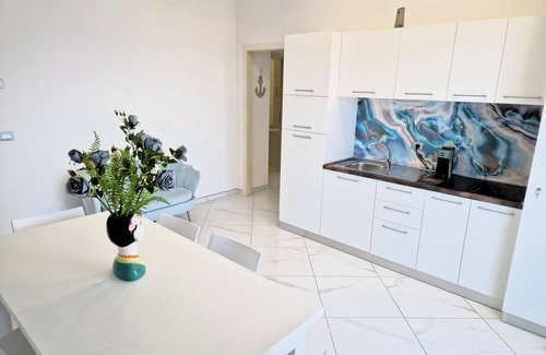 Pizzo House | Modern and cozy rooming house a stone's throw from the historic center